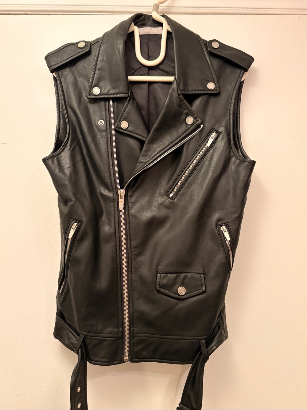 Zara men Sleeveless Black faux Leather Moto Vest